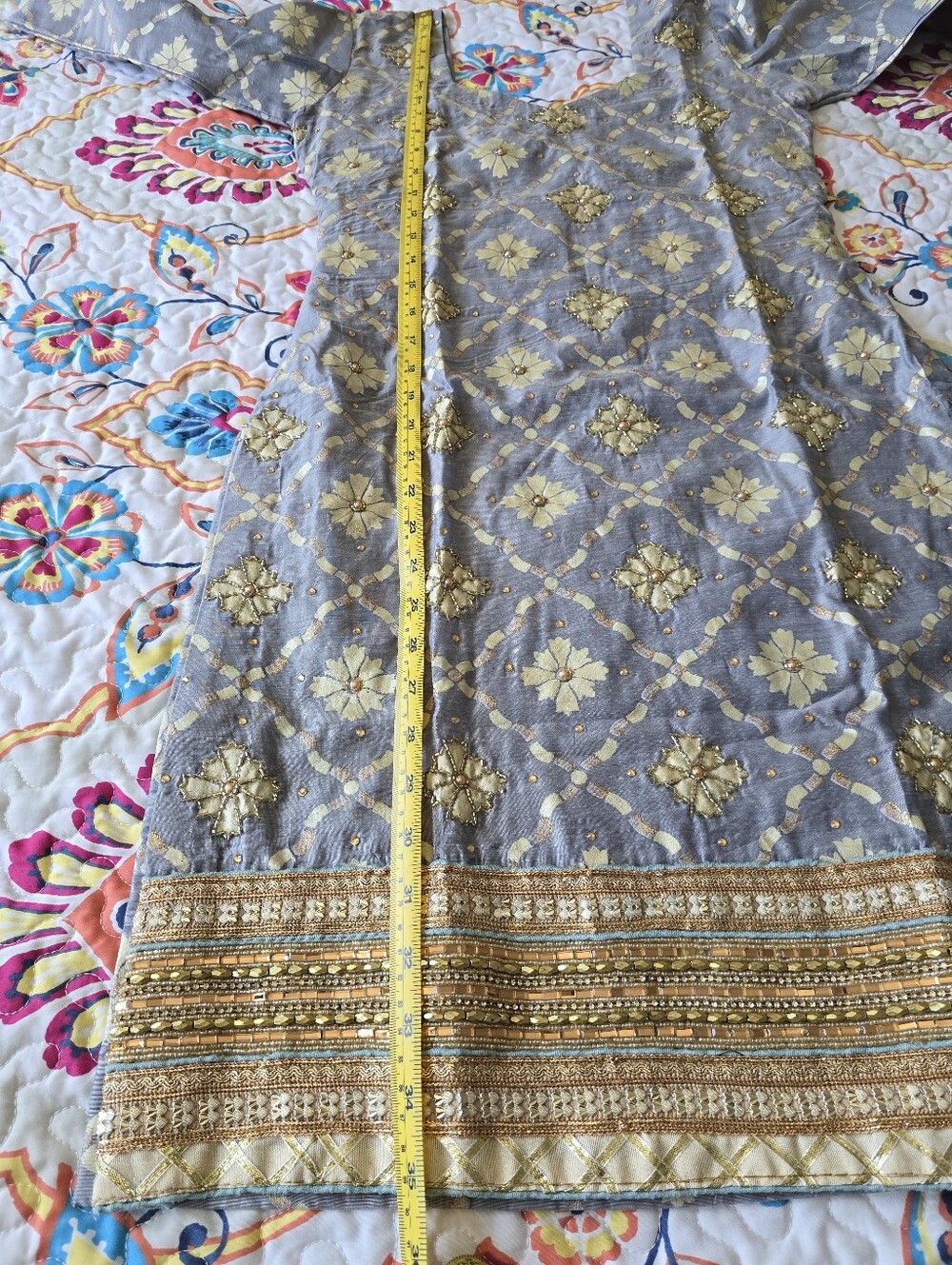Fancy 3 piece indian punjabi salwar suit, with threadwork and embellishments - Picture 8 of 8